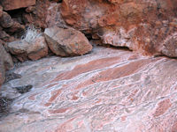 Natural rock patterns look like art work